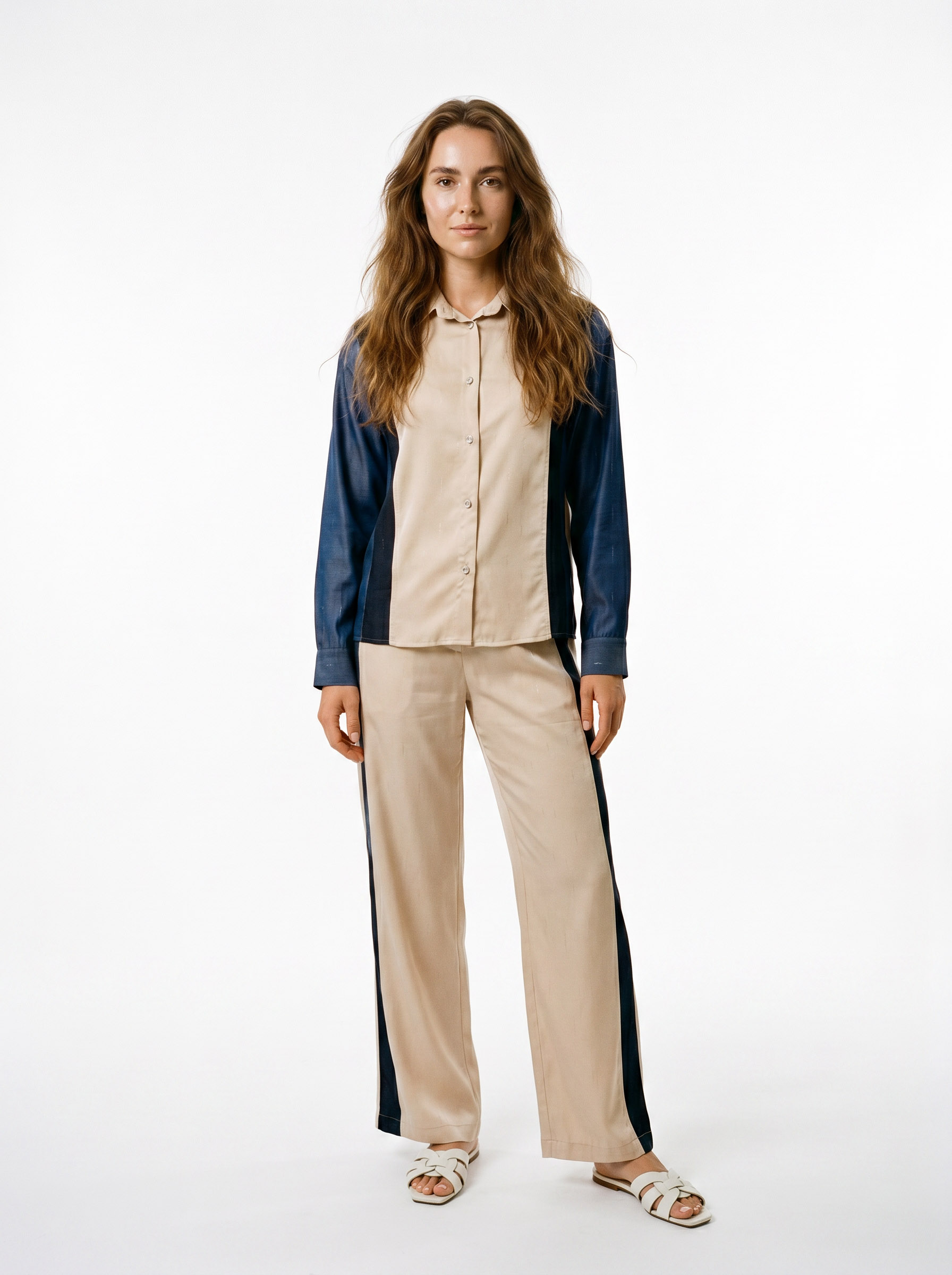 1-39.jpg Two-Tone Elegance Set - Image 1